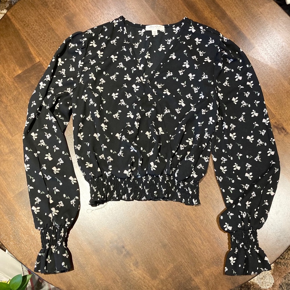 Black cropped floral blouse